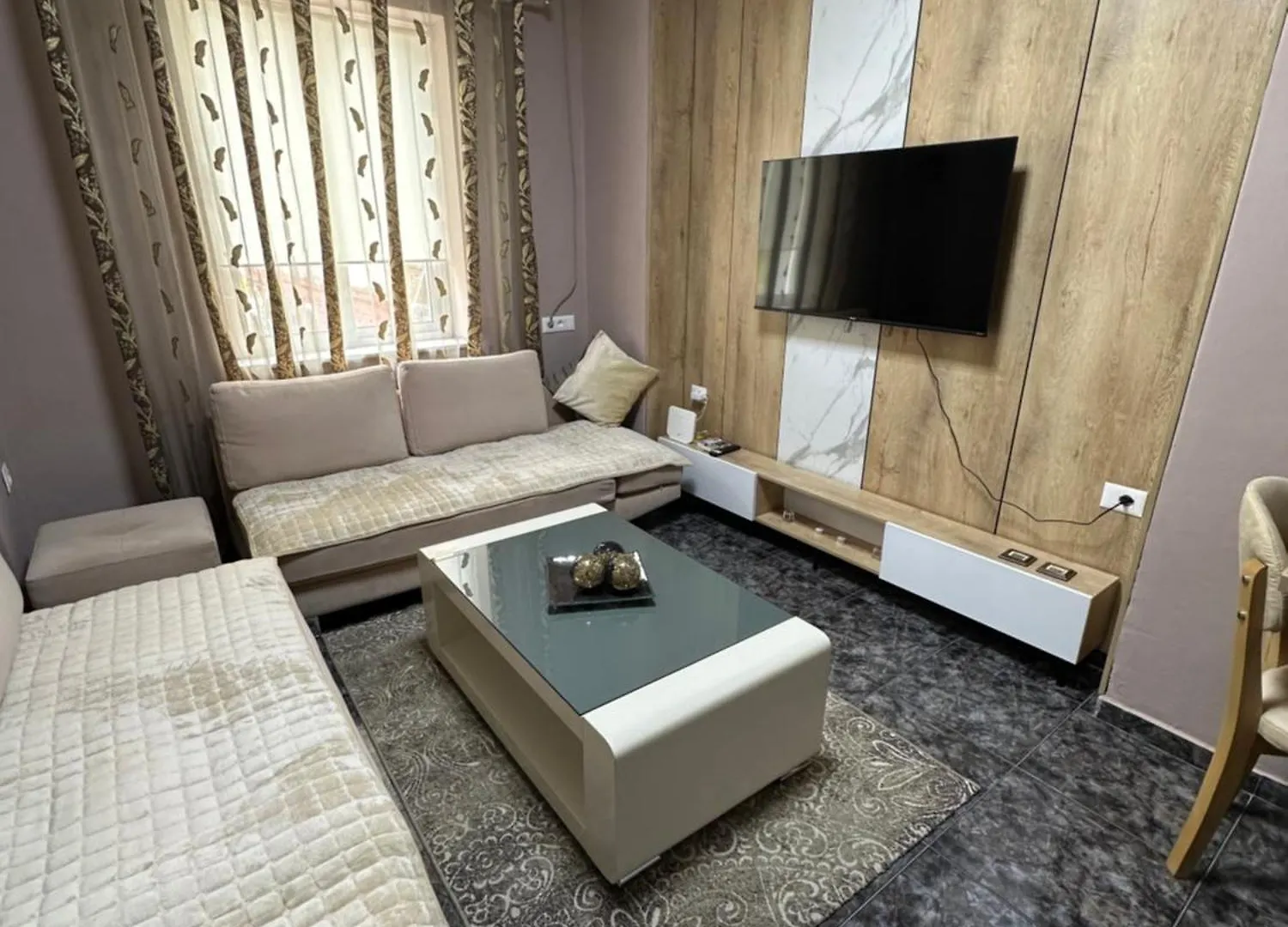 Midtown Cozy Apartment Tirana